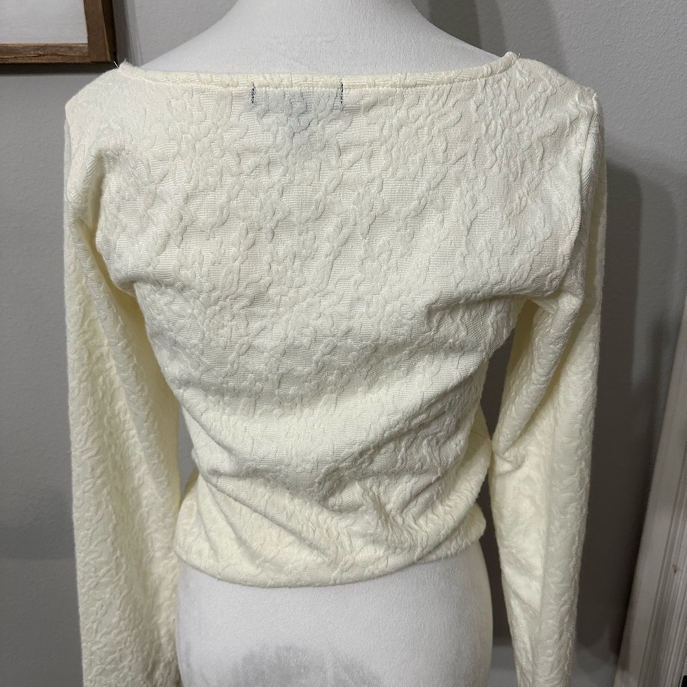 American eagle Elegant Cream Lace Long Sleeve Top - Picture 3 of 8